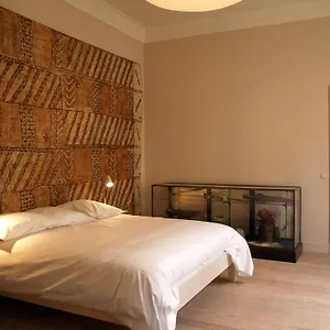 Le Vaudeville Bed & Breakfast
